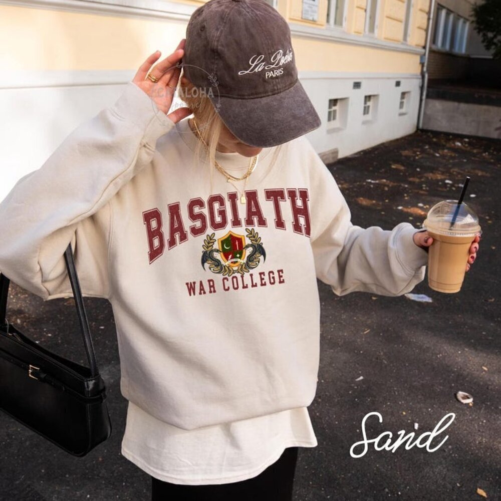 Basgiat war collage, Basgiath War College Sweatshirt, Fourth Wing Sweatshirt
